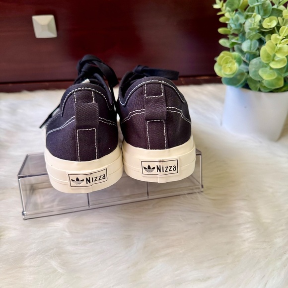 NWT Adidas Originals Nizza RF Core Canvas Sneakers – Men Size 6 & Women Size 7 - Picture 11 of 13